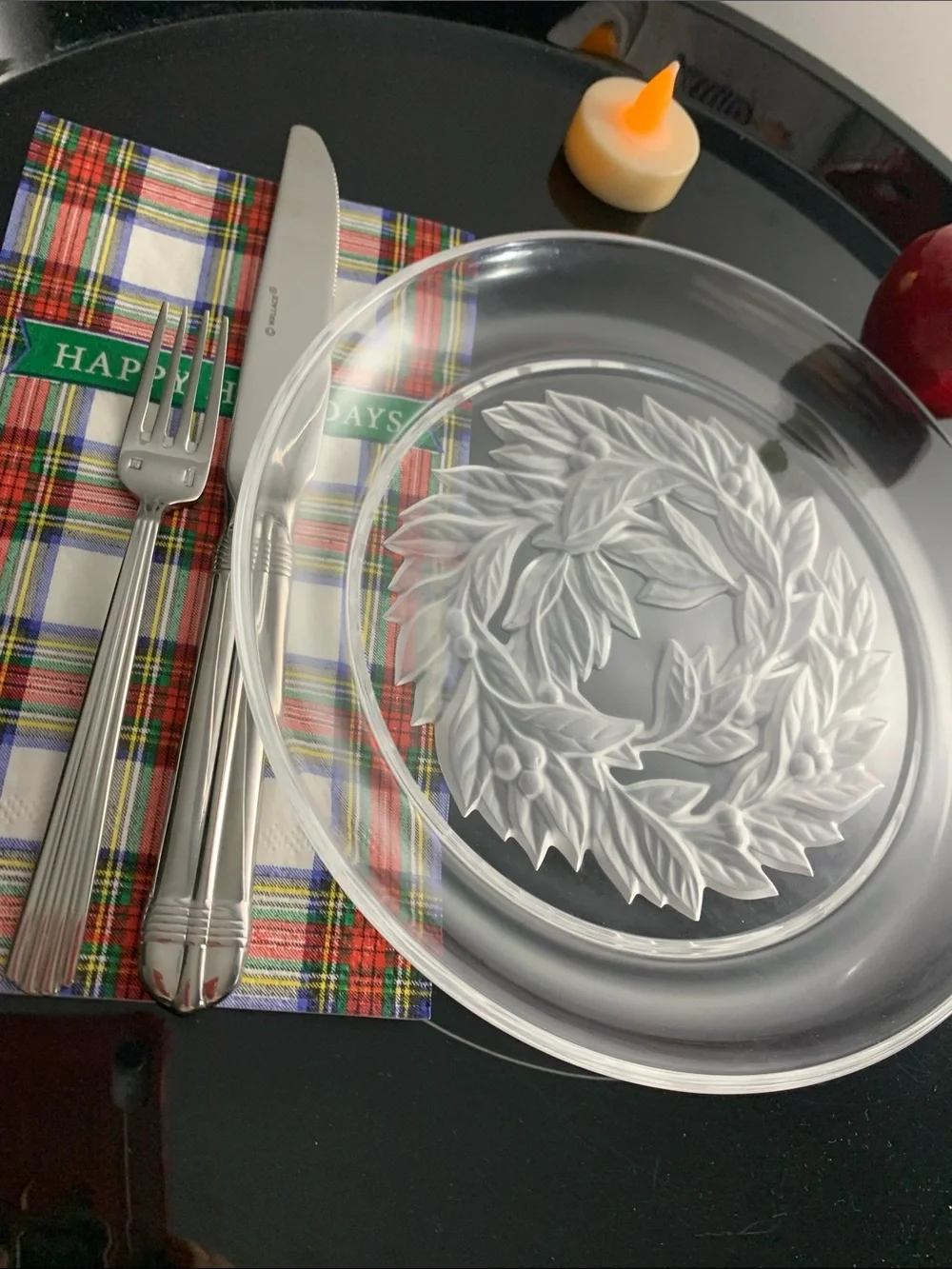 SASAKI CRYSTAL Clear 7 3/4 in Plate with Frosted Wreath Motif plus Fork & Knife